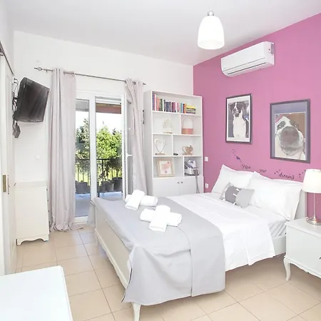 Eleni's House By Corfuescapes Virós